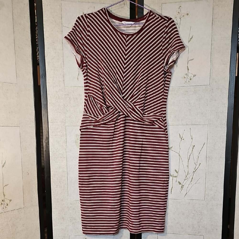 Liz Claiborne Red Midi Dress with Ruched Tie Front and Short Sleeves